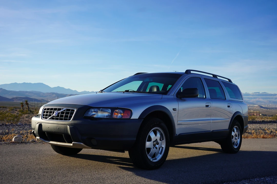 2004 Volvo V70 XC/XC70 2nd Gen - Image 8 of 31