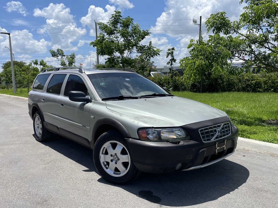 2004 Volvo V70 XC/XC70 2nd Gen - Image 14 of 31