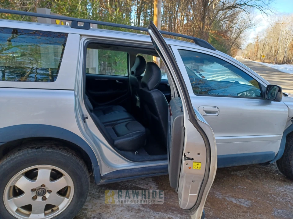 2004 Volvo V70 XC/XC70 2nd Gen - Image 14 of 20