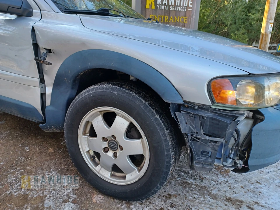 2004 Volvo V70 XC/XC70 2nd Gen - Image 17 of 20