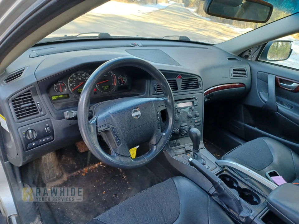 2004 Volvo V70 XC/XC70 2nd Gen - Image 8 of 20