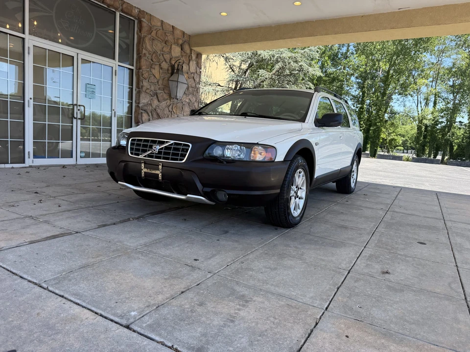 2004 Volvo V70 XC/XC70 2nd Gen - Image 28 of 31