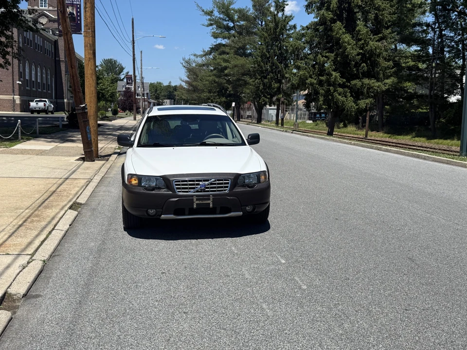 2004 Volvo V70 XC/XC70 2nd Gen - Image 26 of 31