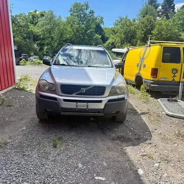 2004 Volvo XC90 2.5T