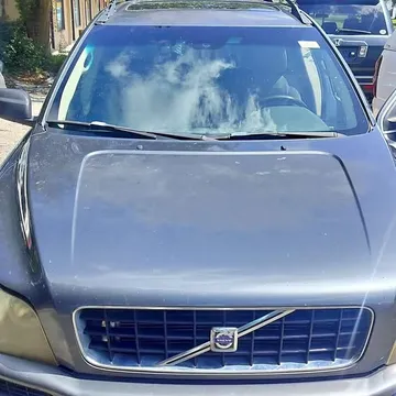 2004 Volvo XC90 2.5T Sport Utility 4D