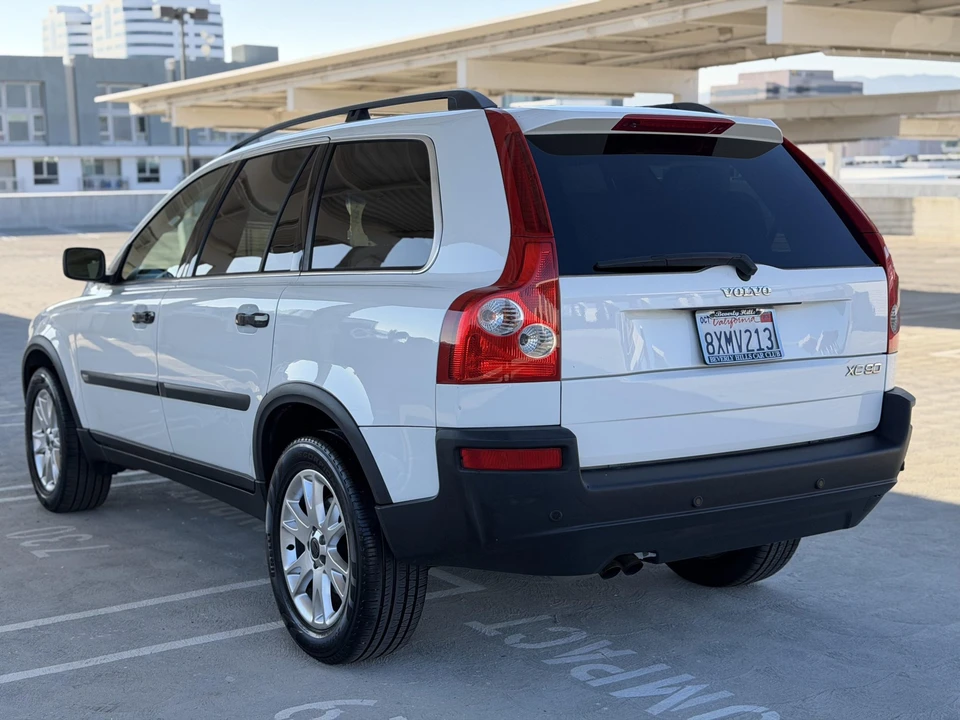 2004 Volvo XC90 1st Gen - Image 19 of 31