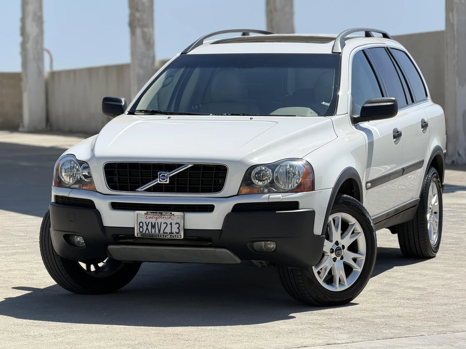 2004 Volvo XC90 1st Gen - Image 3 of 31