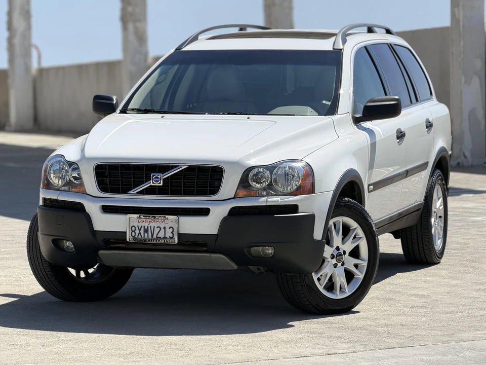 2004 Volvo XC90 1st Gen - Image 4 of 31