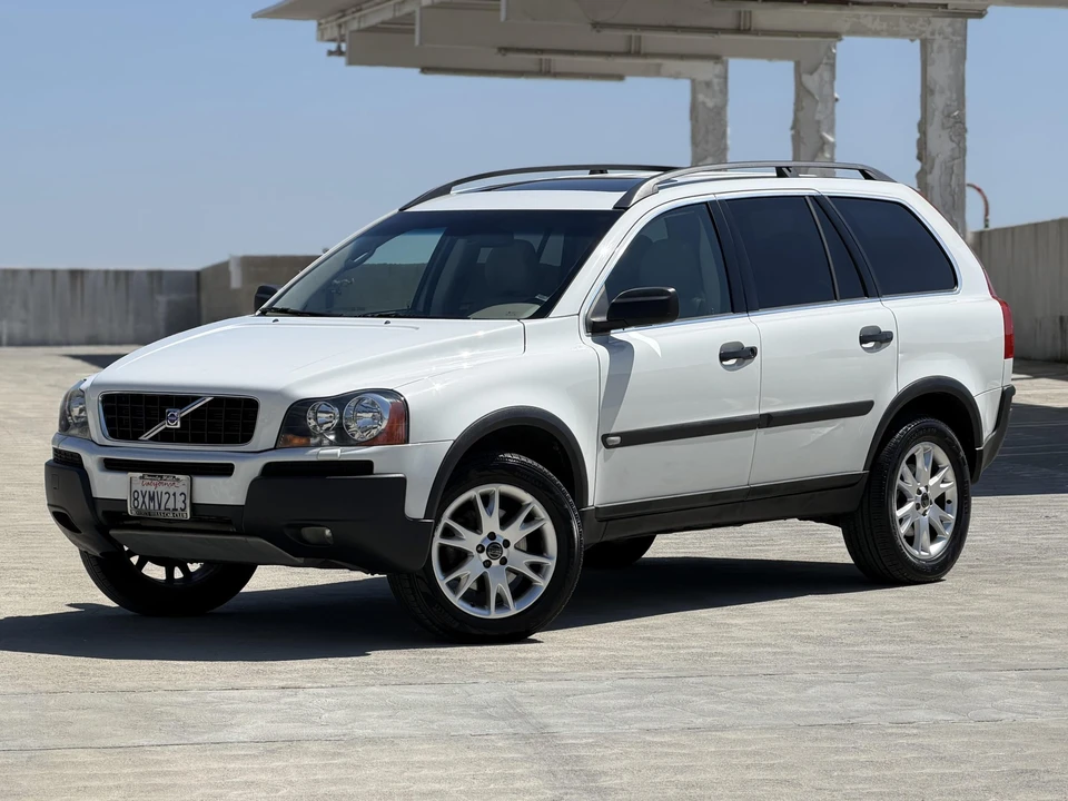 2004 Volvo XC90 1st Gen - Image 8 of 31