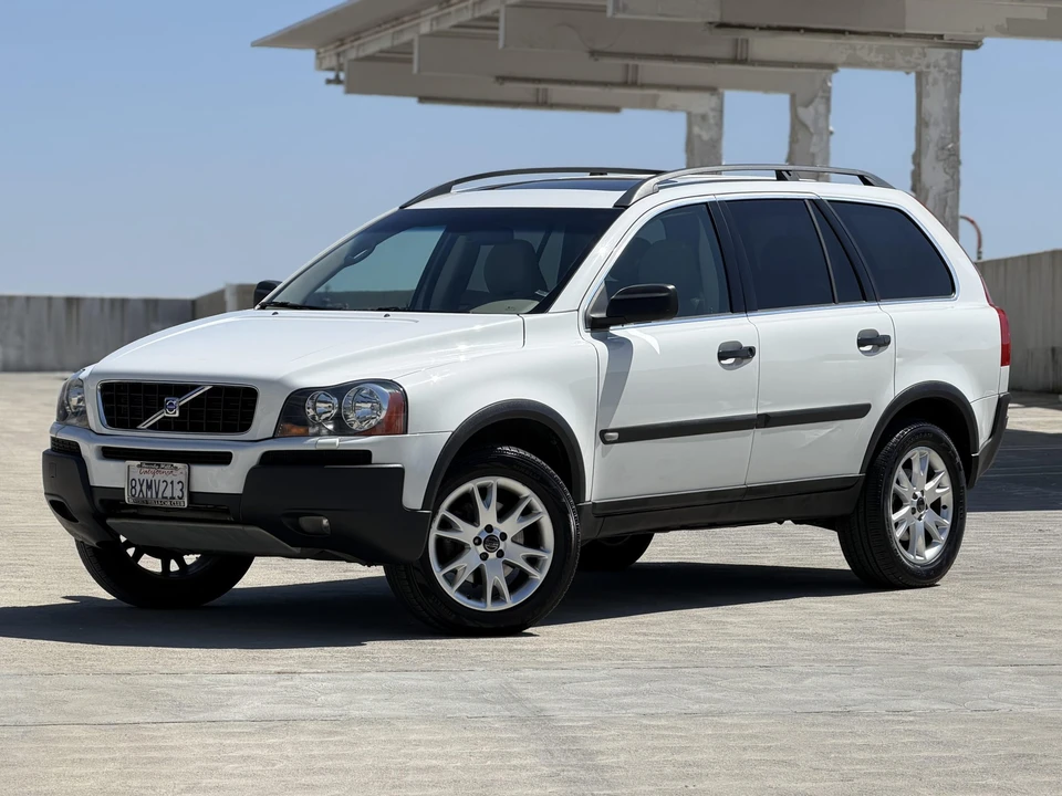 2004 Volvo XC90 1st Gen - Image 9 of 31