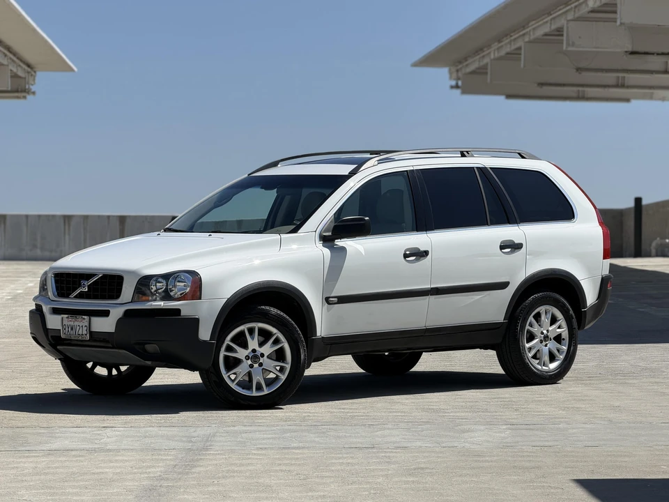 2004 Volvo XC90 1st Gen - Image 10 of 31