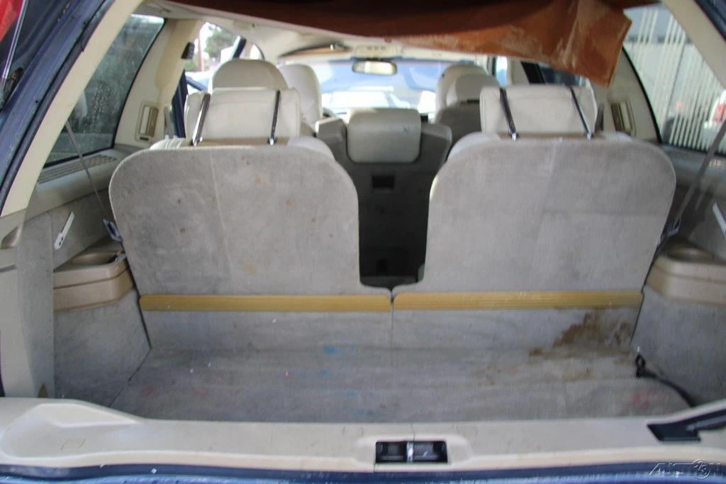 2004 Volvo XC90 1st Gen - Image 17 of 21