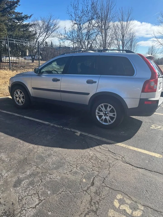 2004 Volvo XC90 1st Gen - Image 4 of 4