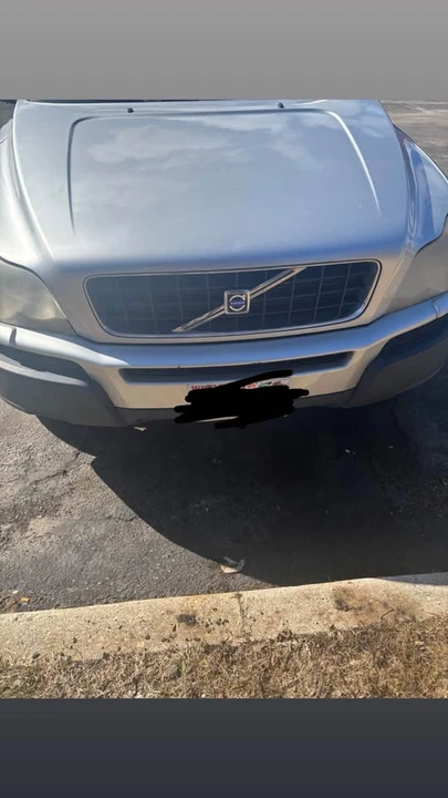 2004 Volvo XC90 1st Gen - Image 2 of 4