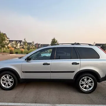 2004 Volvo XC90 T6 Sport Utility 4D