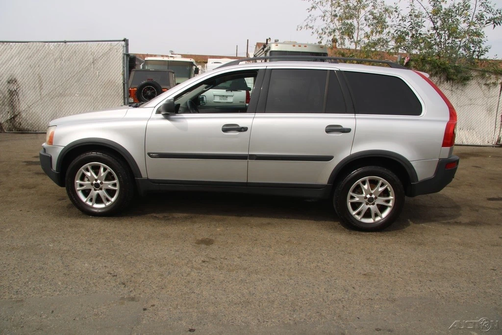 2004 Volvo XC90 1st Gen - Image 3 of 21