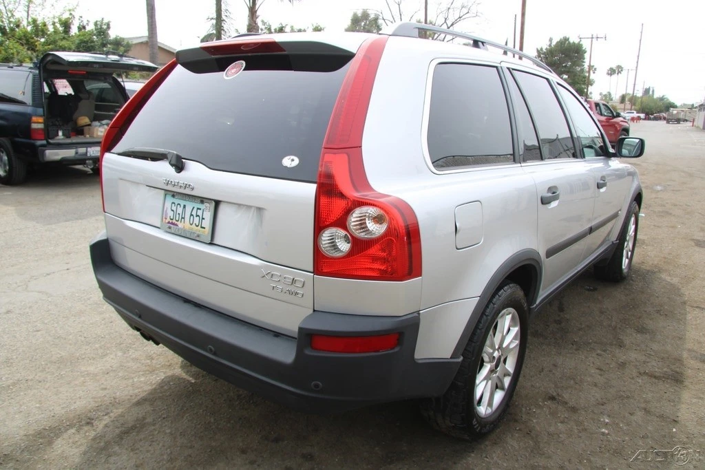 2004 Volvo XC90 1st Gen - Image 7 of 21