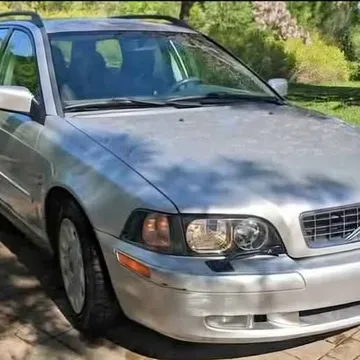 2004 Volvo V40 Wagon