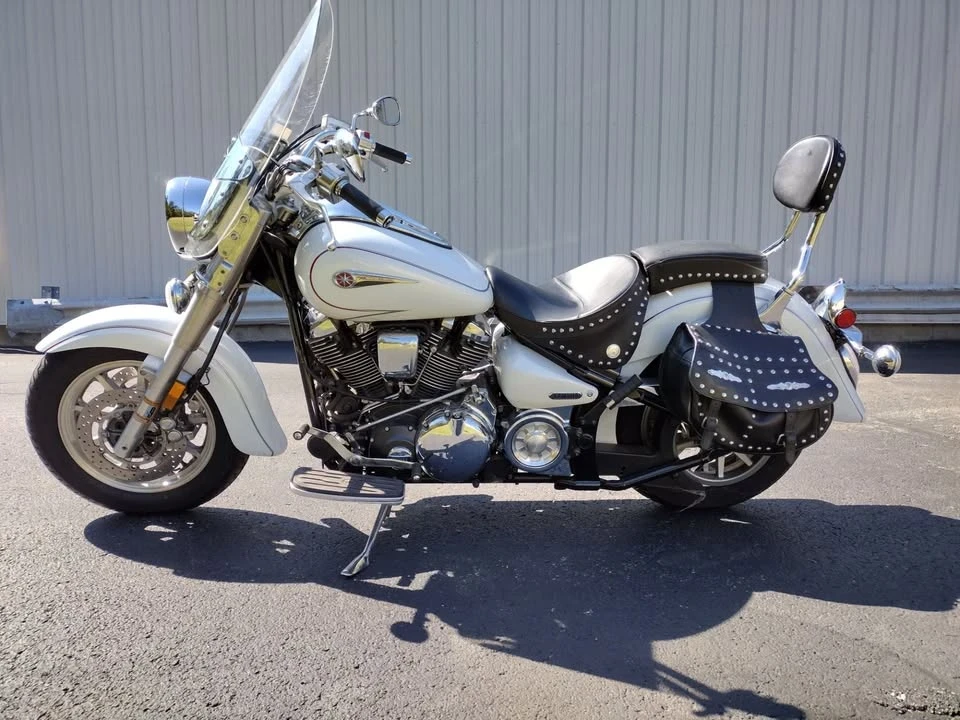 2004 Yamaha - Image 4 of 6