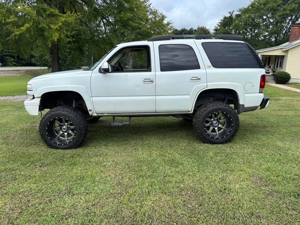 2004 Chevrolet Tahoe 2nd Gen - Image 5 of 6