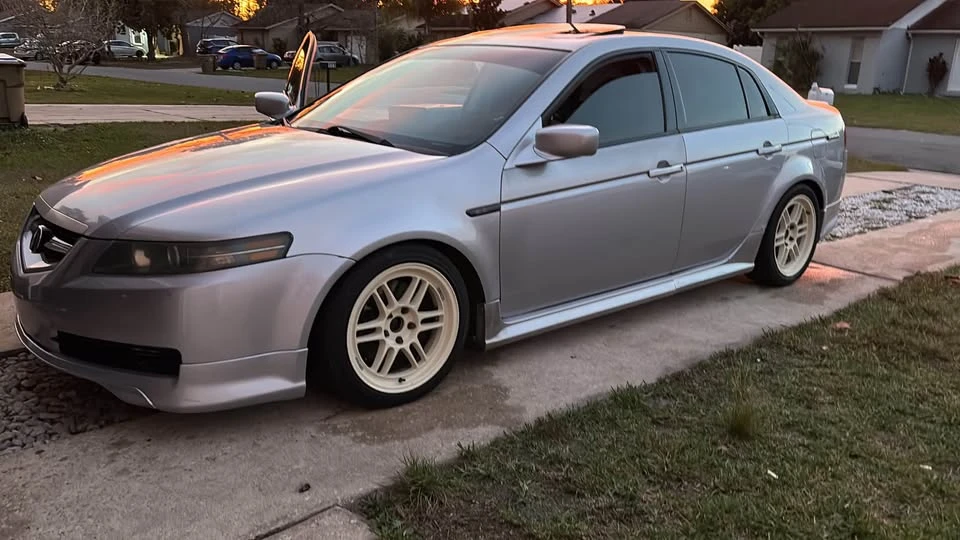 2004 Acura TL 3rd Gen - Image 4 of 10