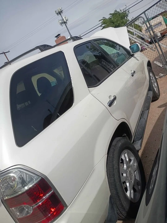 2004 Acura MDX 1st Gen - Image 4 of 7