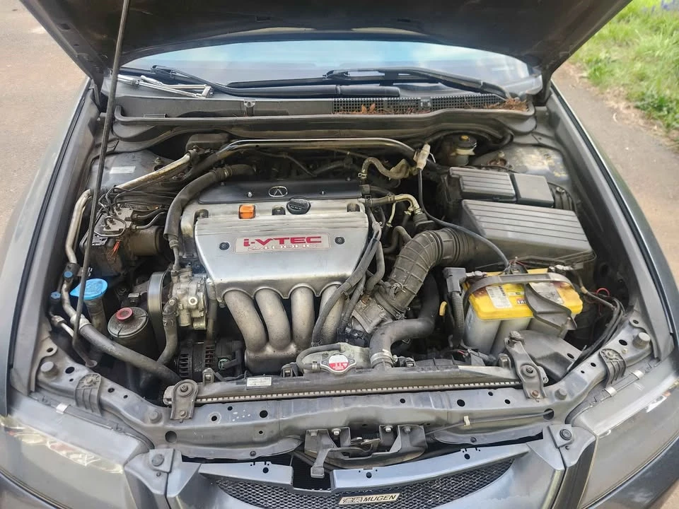 2004 Acura TSX 1st Gen - Image 4 of 8
