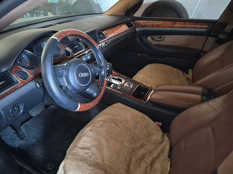 2004 Audi D3 A8 - Image 3 of 4