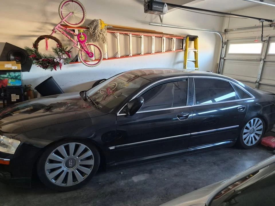 2004 Audi D3 A8 - Image 2 of 4
