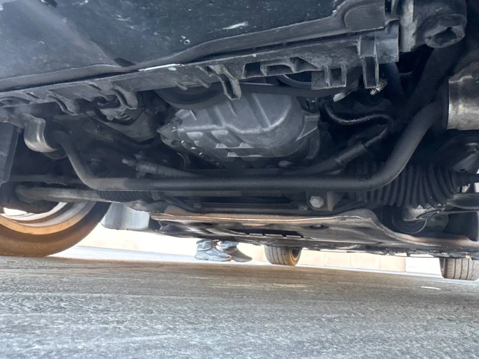 2004 BMW E46 330i & 330Ci - Image 14 of 16