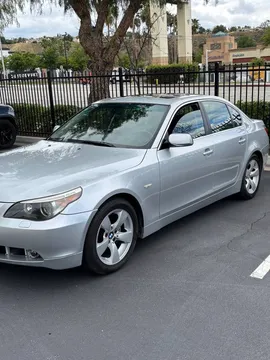 2004 BMW 530i