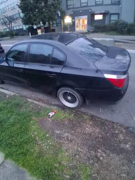 2004 BMW 530i