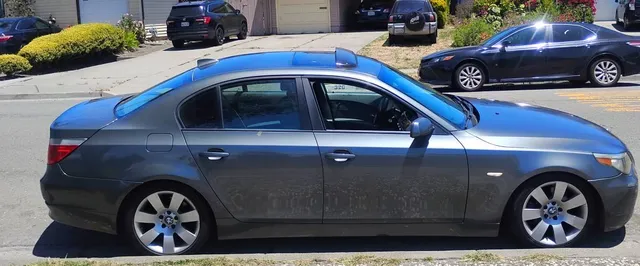 2004 BMW 530i