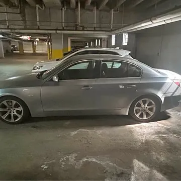2004 BMW 545i