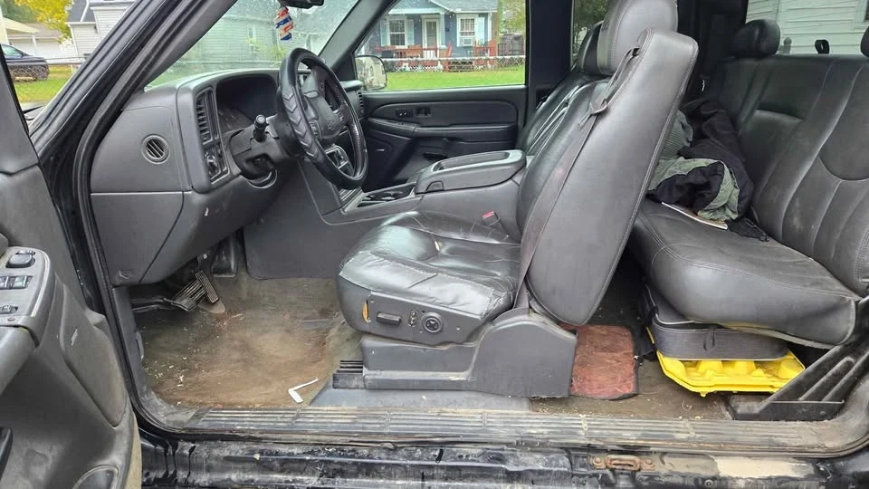 2004 Chevrolet Silverado 1st Gen - Image 3 of 10