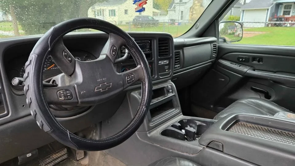 2004 Chevrolet Silverado 1st Gen - Image 4 of 10