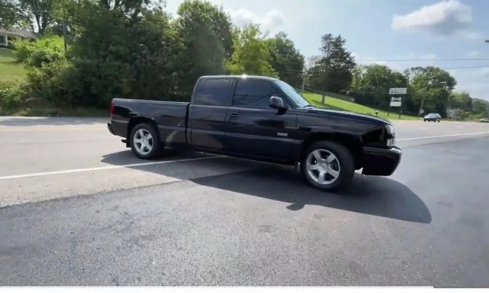2004 Chevrolet Silverado 1st Gen - Image 8 of 9
