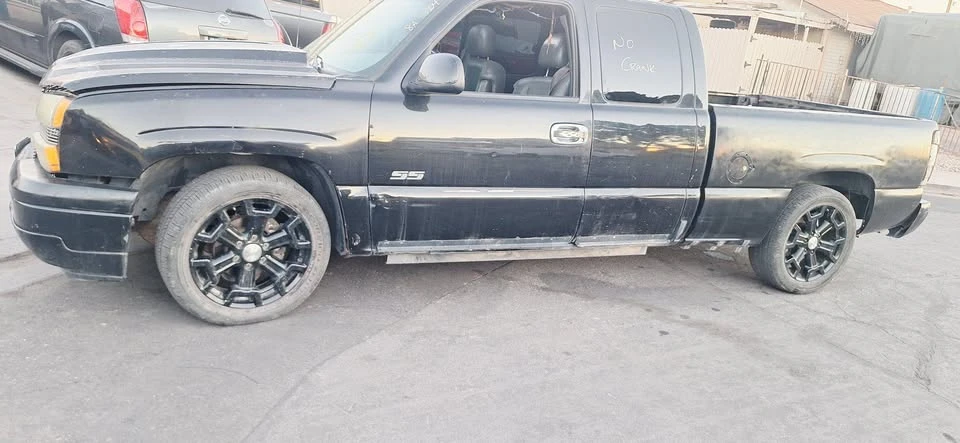 2004 Chevrolet Silverado 1st Gen - Image 9 of 9