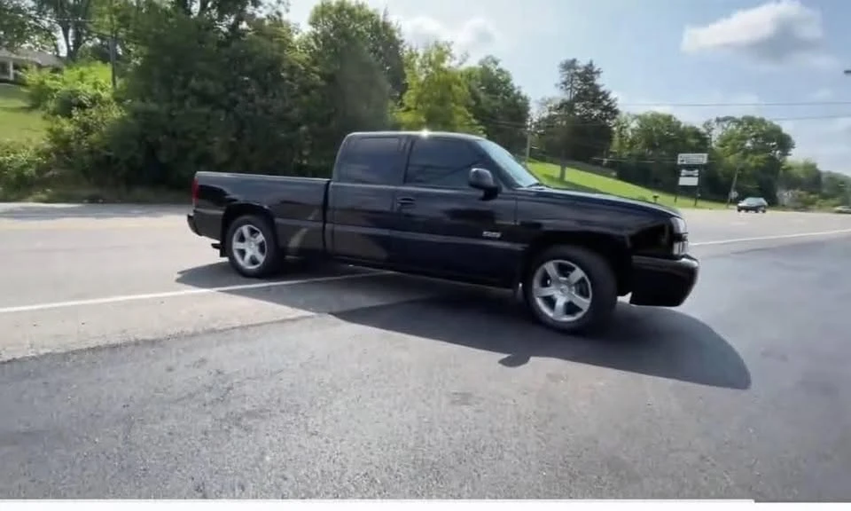2004 Chevrolet Silverado 1st Gen - Image 3 of 4