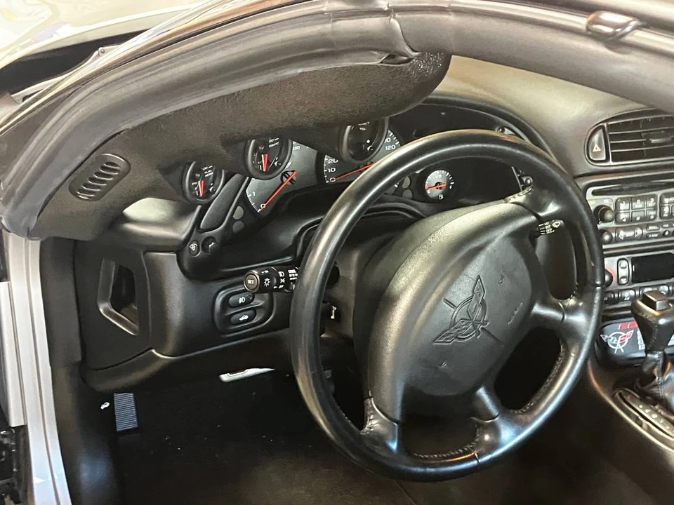 2004 Chevrolet Corvette C5 - Image 5 of 11
