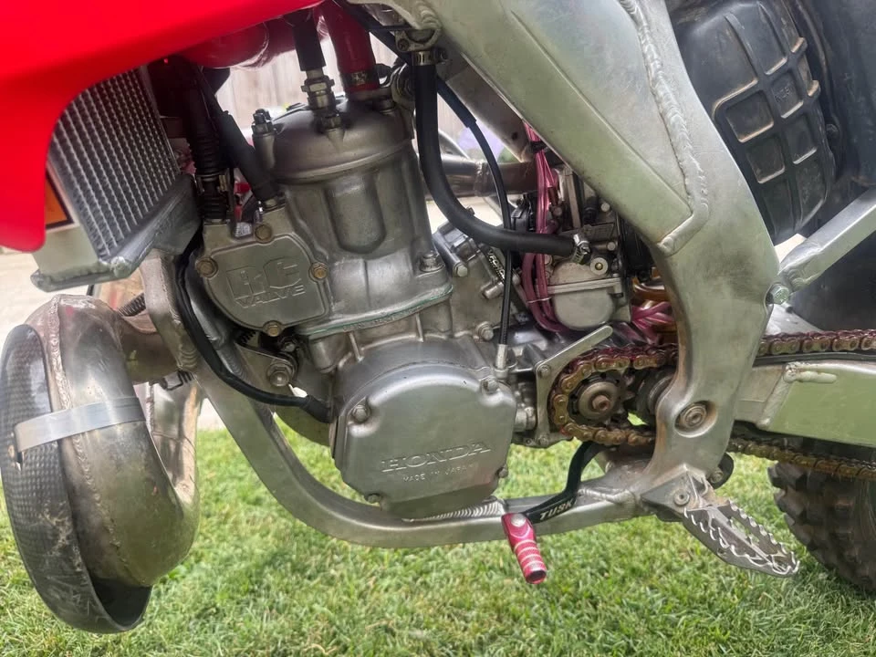 2004 Honda CR - Image 4 of 6