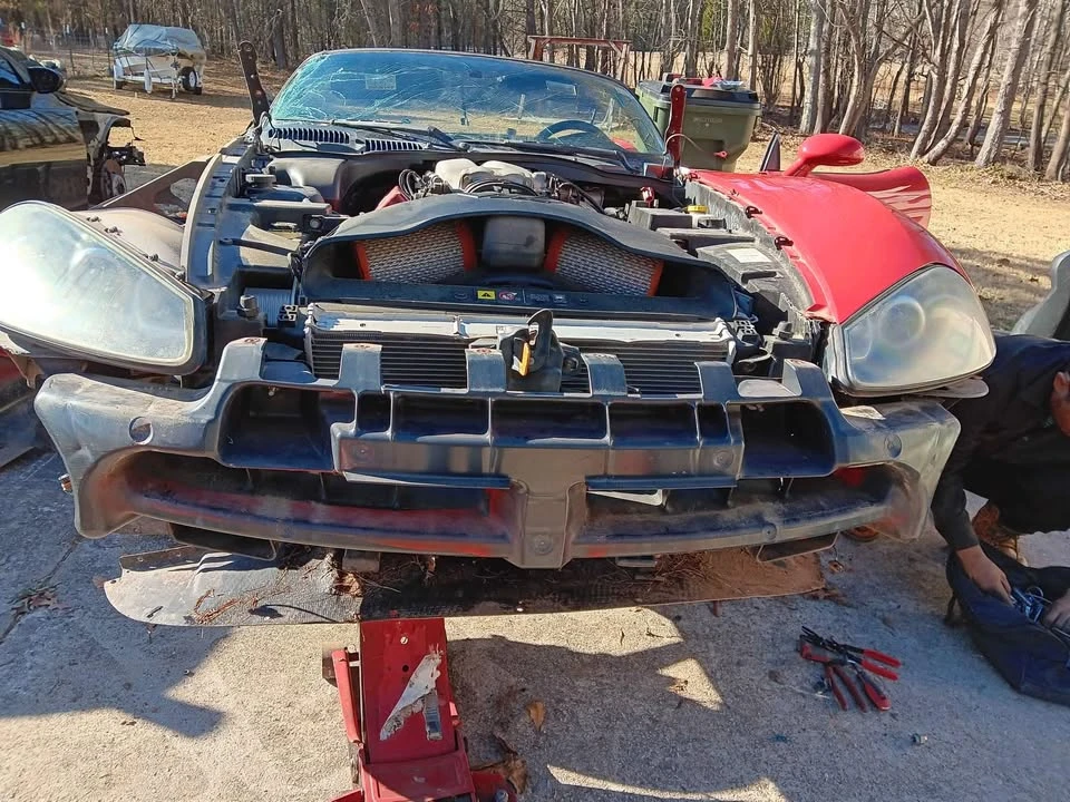 2004 Parts & Memorabilia Bodywork - Image 7 of 10