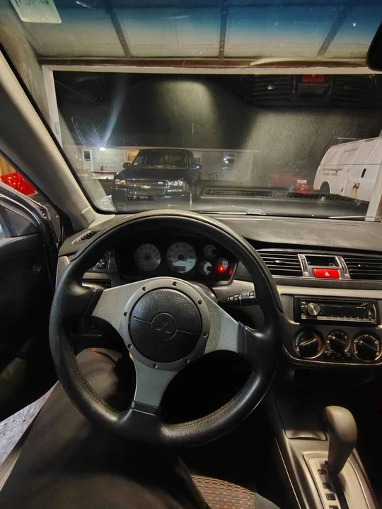 2004 Mitsubishi Lancer Evolution VIII 7th Gen - Image 3 of 7