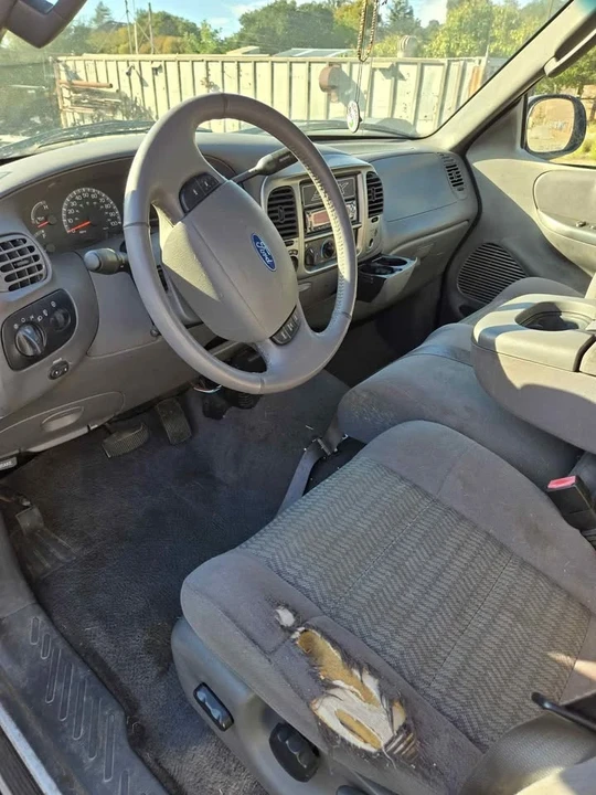 2004 Ford F-150 10th Gen - Image 8 of 9