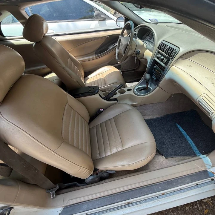 2004 Ford SN95 Mustang - Image 9 of 12
