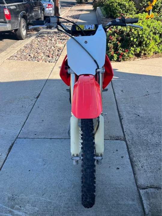2004 Honda CR - Image 3 of 3
