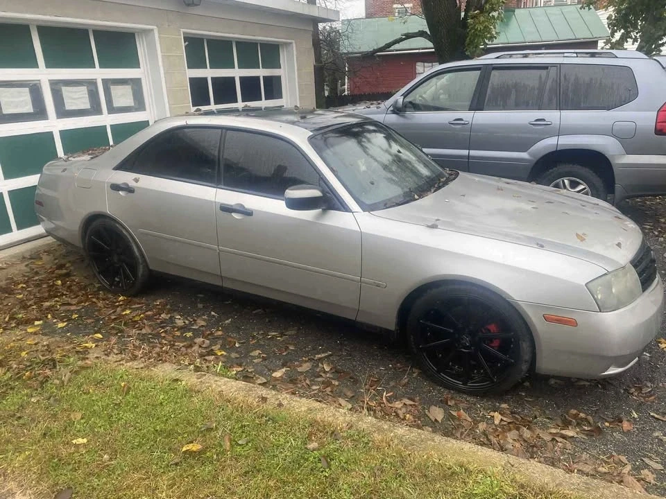 2004 Infiniti M 2nd Gen - Image 2 of 4