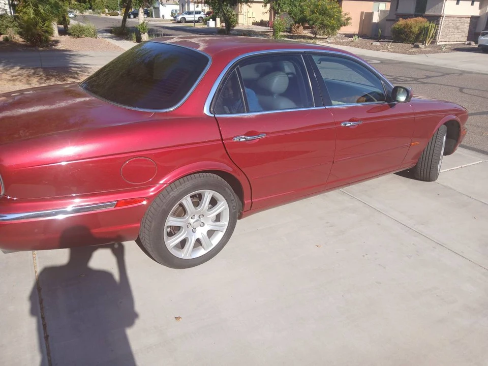 2004 Jaguar X100 XK8 - Image 3 of 5