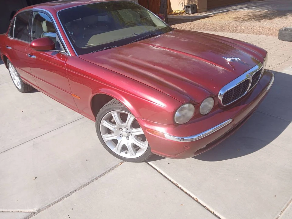 2004 Jaguar X100 XK8 - Image 2 of 5