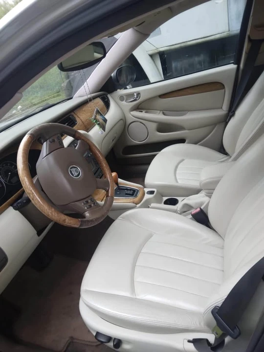 2004 Jaguar X-Type - Image 4 of 6